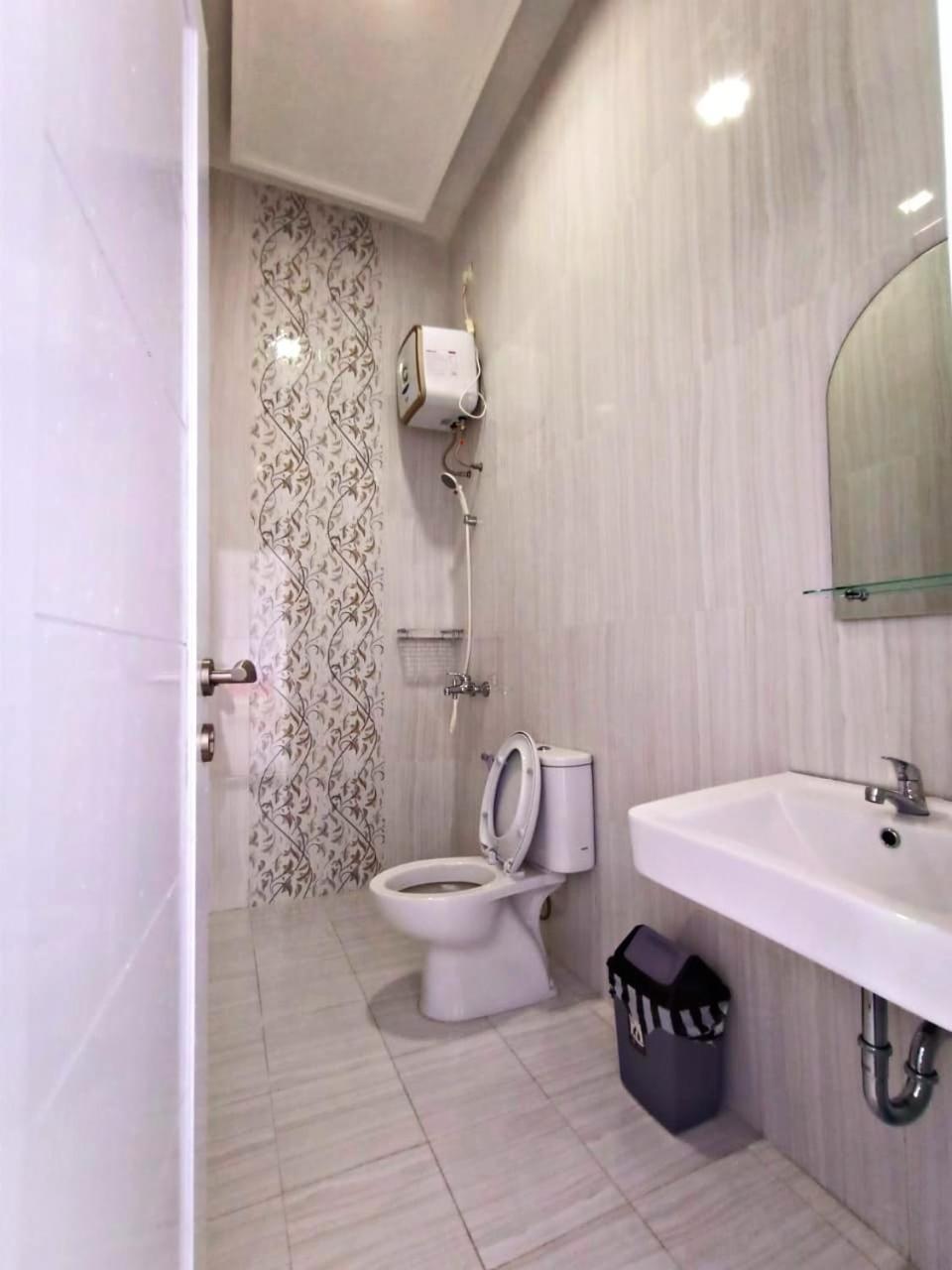 Villa Tiara 2 Cikundul Exterior photo
